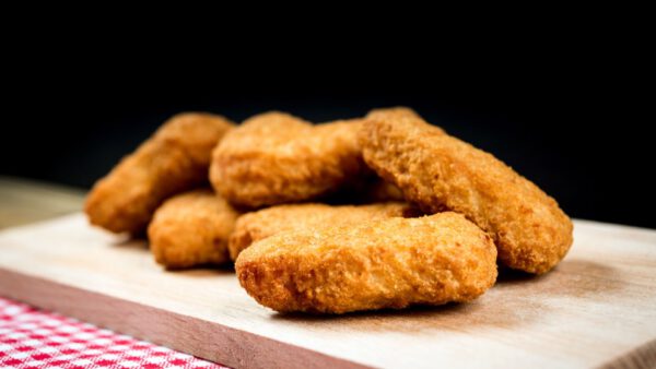 NUGGETS POLLO O VEGGIES